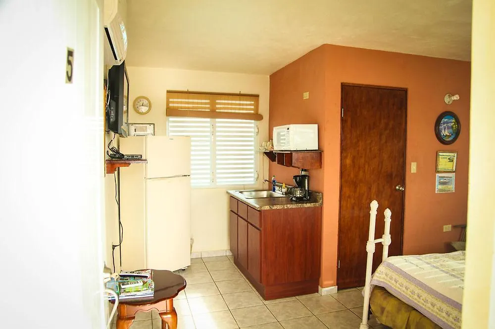 Casa Robinson Guest House Isla Culebra 3*,